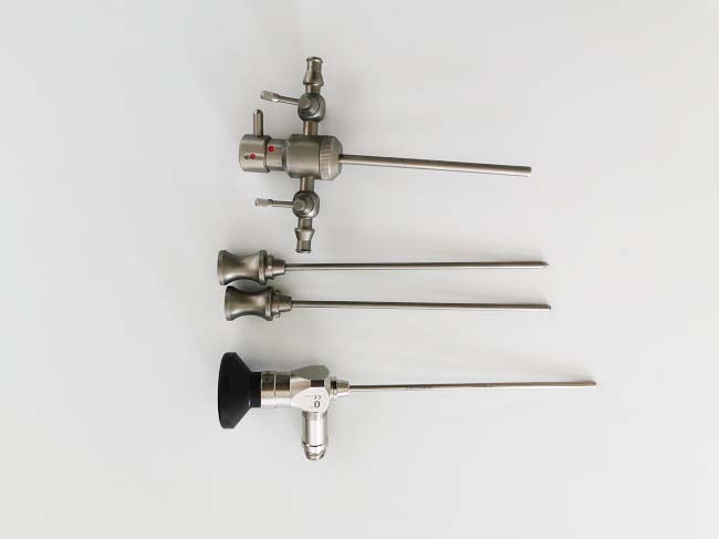 2.7mm 30 degree Arthroscope with Sheath and Obturator (set): New